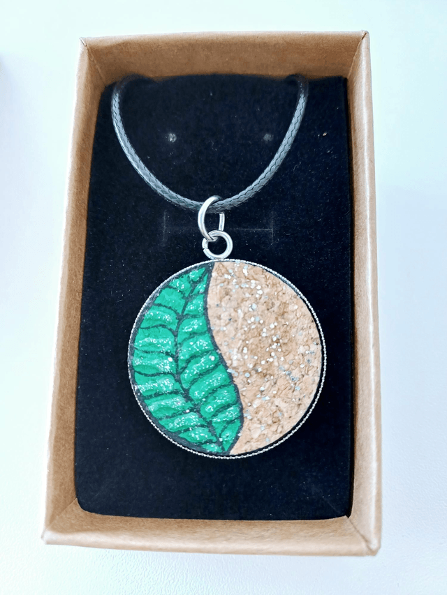  " Les Feuilles" d'été - collier liège 