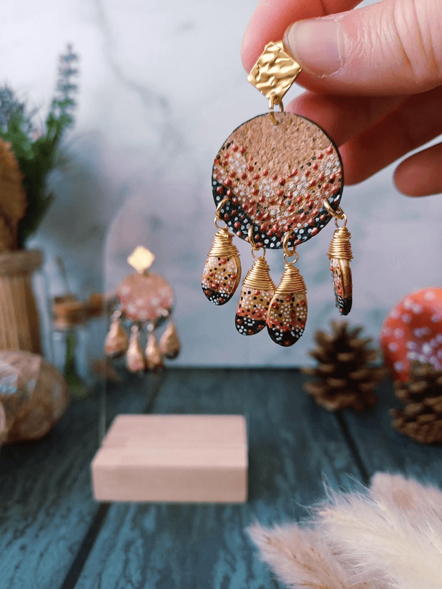 "Équinoxe" Attrape-rêve d'automne doré - Boucles d'oreilles liège et graines 