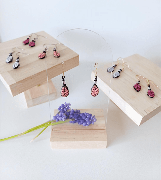 &quot;Les Feuilles&quot; de Printemps - Boucles d&#039;oreilles - graines de potimarron - 